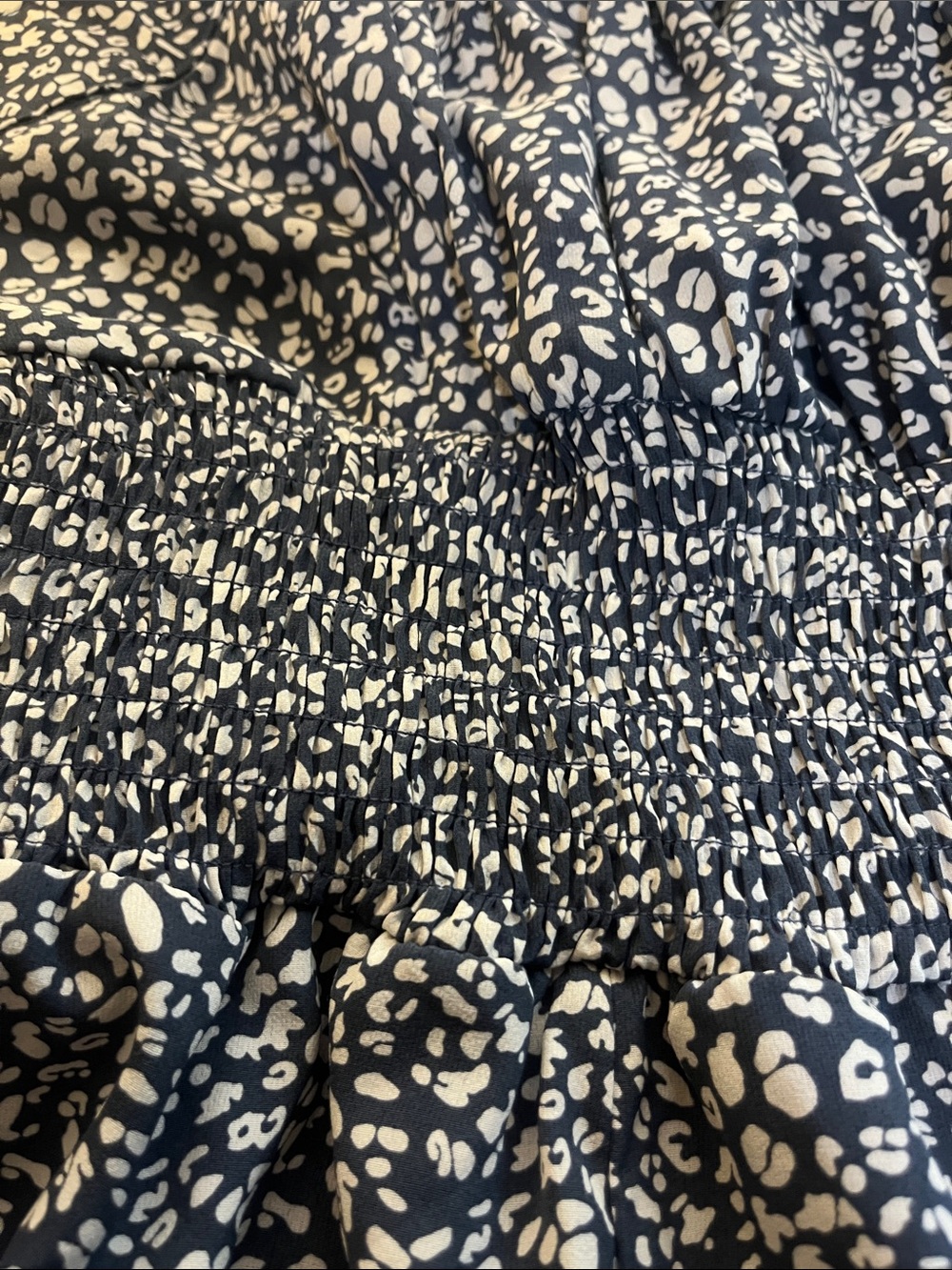 She + Sky Navy and White Printed Smocked Romper - Picture 4 of 9